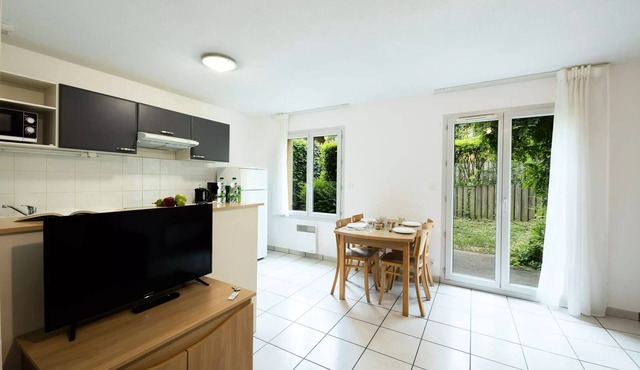 Aparthotel Garden & City Lyon - Lissieu 3* - 3 rooms 6 people