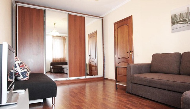 ApartLux Yaroslavskaya