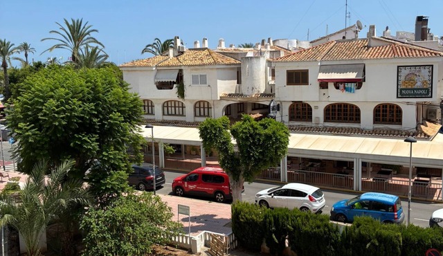 Apartment on the beach. 10 minutes from Valencia Sleeps 4. 2 bedroom 1 bathroom