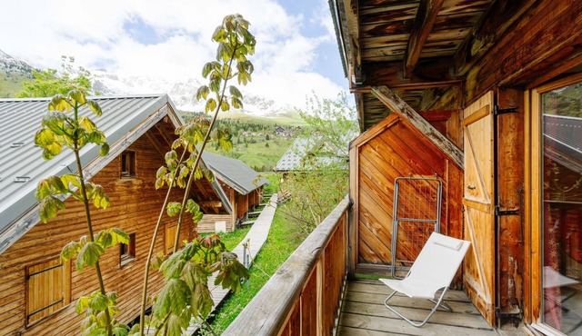 Apartment 'Village Gaulois-appt 48r' with Mountain View and Balcony