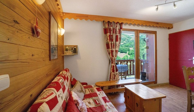 Apartment 'A2 302 Appart Au Pied Des Pistes' with Mountain View, Balcony and Wi-Fi