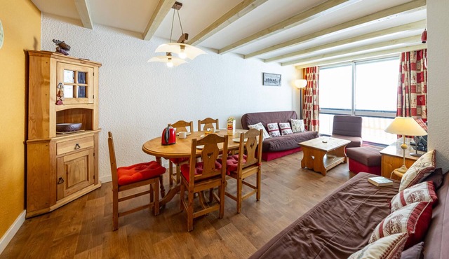 Apartment at the foot of the slopes, 6 pers, center-station