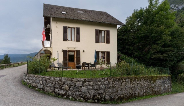 Apartment 'La Sabaudia En Chartreuse' with Mountain View, Private Terrace and Wi-Fi