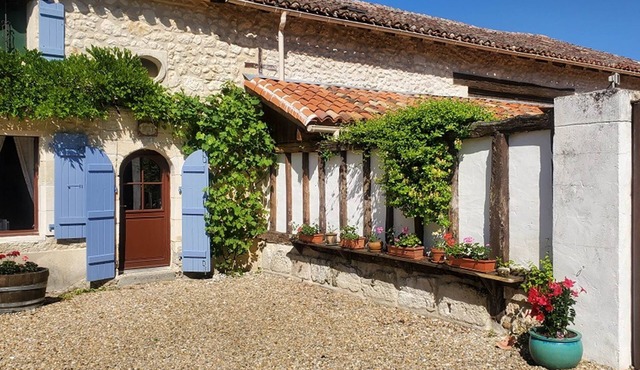 Apartment Coquelicot in La Marteille - 2 people