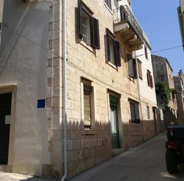 Apartman Dina