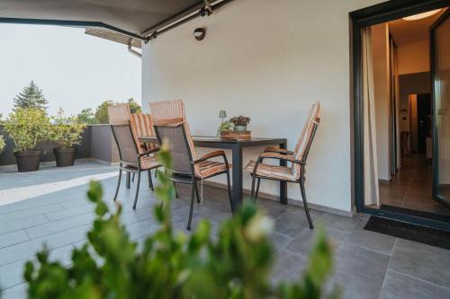 Apartman IV u centru Kutine.