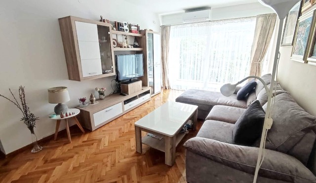 Apartman MAJDA with balkony