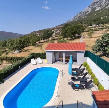 Apartman Toni, Gata