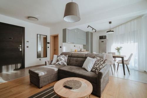 Apartman V u centru Kutine