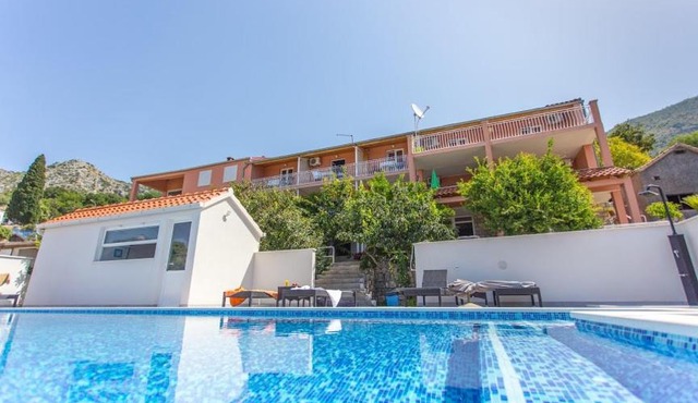 Apartmani Ana