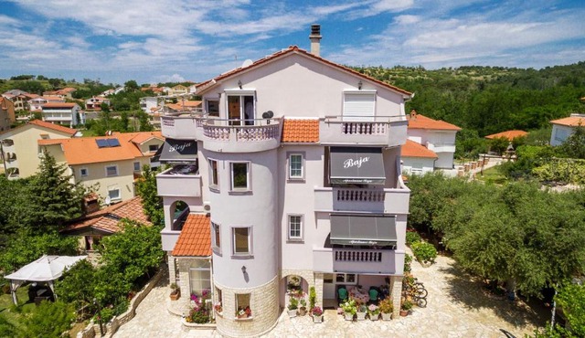 Apartmani Baja