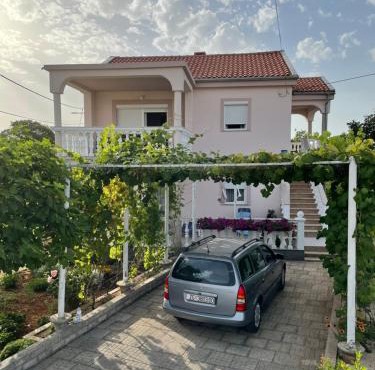 Apartmani Mirela