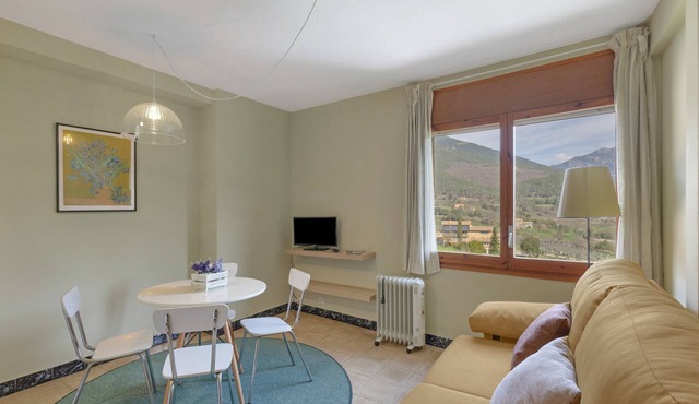 Apartment 'Vall' with Mountain View, Shared Garden and Wi-Fi