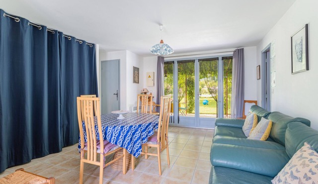 Apartment 'Gîte-eau-soleil' with Balcony and Wi-Fi