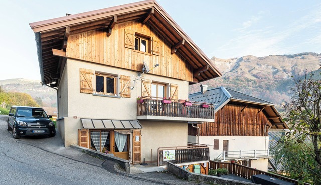 Apartment 'Aux 4 Saisons' with Mountain View, Private Terrace and Wi-Fi