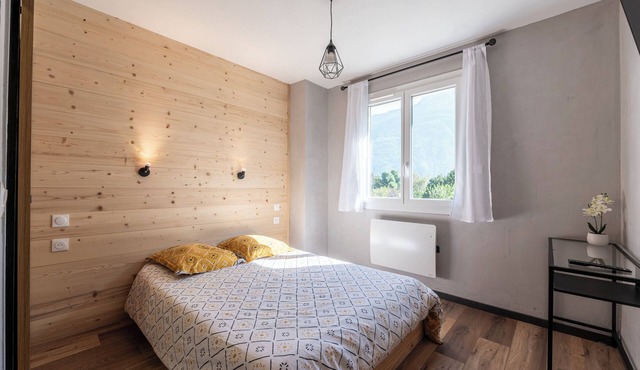 Apartment 'La Madeleine' with Mountain View and Wi-Fi