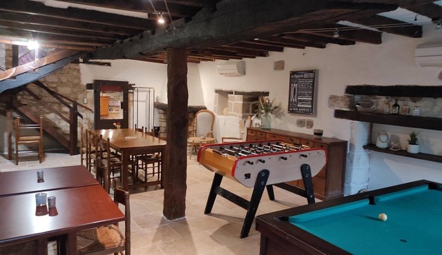 Apartment 'Gîte Du Meunier' with Shared Garden, Wi-Fi and Air Conditioning