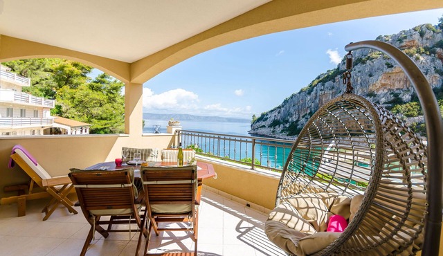 Apartments Apollo (59291-A2) - Zastrazisce - island Hvar