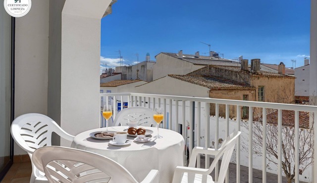 Apartment near the beach very well equipped and central, ideal for families