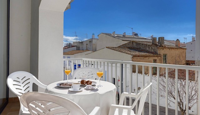Apartment near the beach very well equipped and central, ideal for families