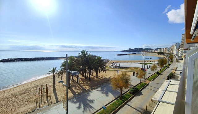 Apartment 'Sant Antoni Calonge' with Sea View, Balcony and Air Conditioning