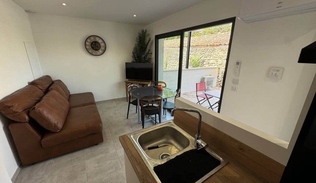 Apartment in the heart of the village