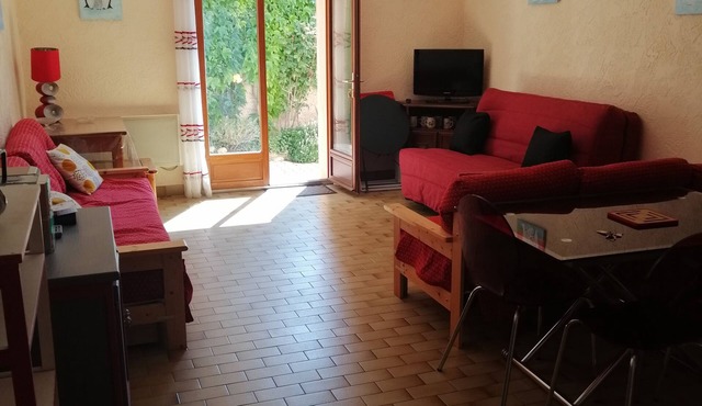 Apartment 38 m2, 4 persons, WIFI Fiber, Ste Croix du verdon lakefront