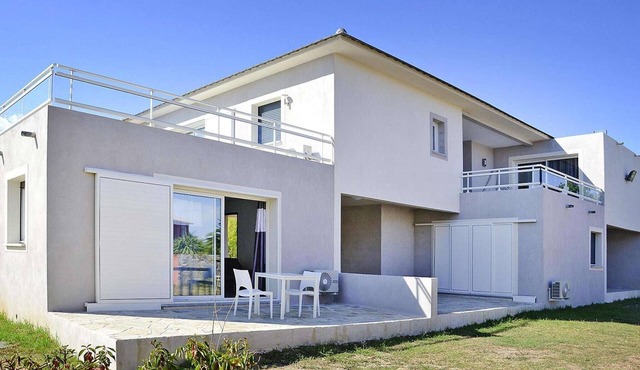 Apartment in Corsica near Sandy Beach