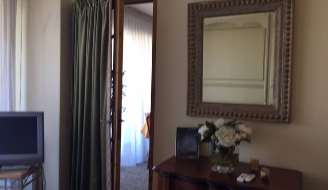 Apartment 2pieces Standing