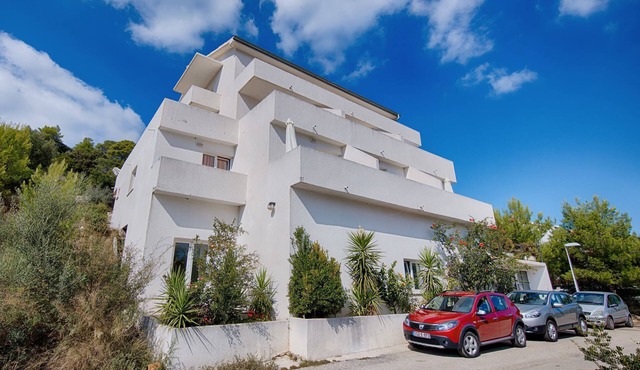 Apartments Daniela (53951-A4) - Pasadur - island Lastovo