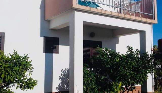 Apartment Nick (112901-A1) - Stomorska - island Solta