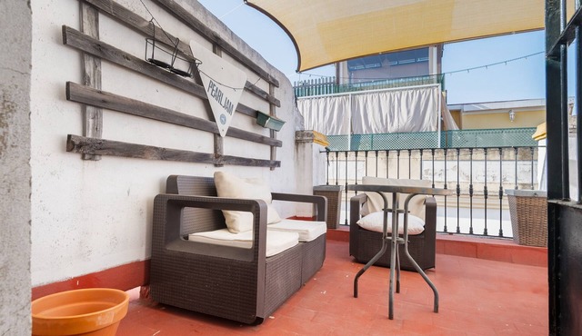 Apartment 'Ático En El Corazón De Sevilla' with Wi-Fi and Air Conditioning