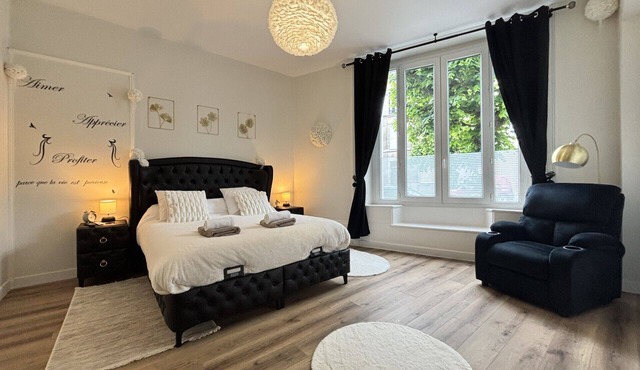 Apartment 1. Attractive apartment (t2 of 60m2) on air-conditioned ground floor with terrace.