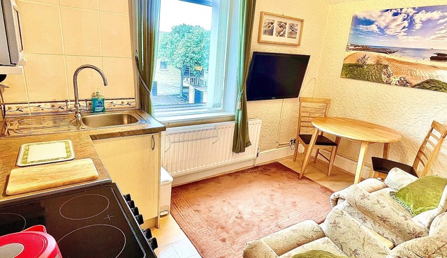 Apartment 1 of 6 on coast Snug for 2