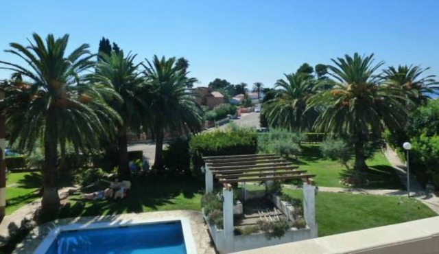 Apartment 100m from the beach (HUTT 005840)