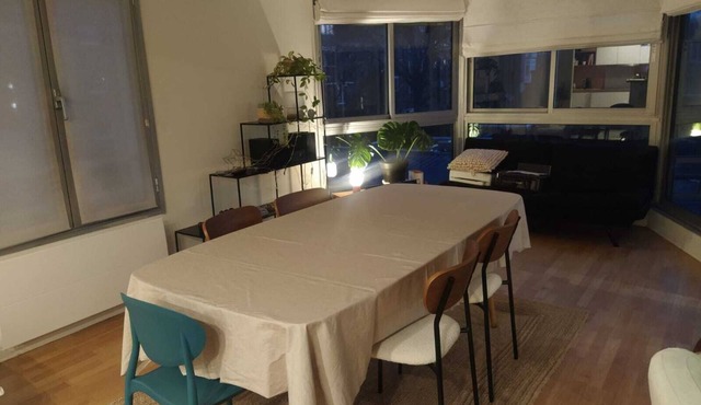 Apartment 100m² - Bright and pleasant, quiet - Amenities all around