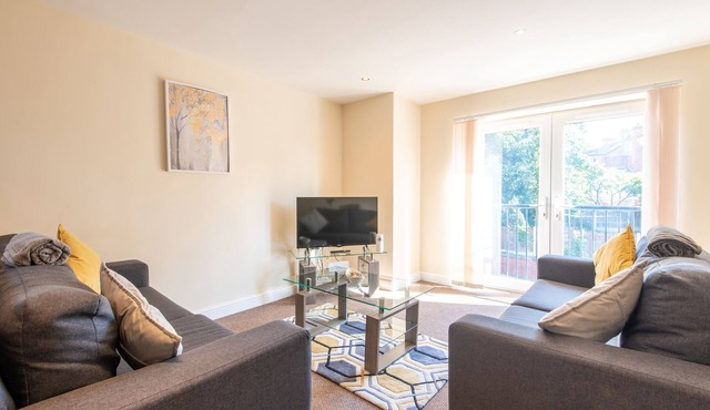 Apartment 11 - 1st Floor - 2 Bed - Sleeps 4