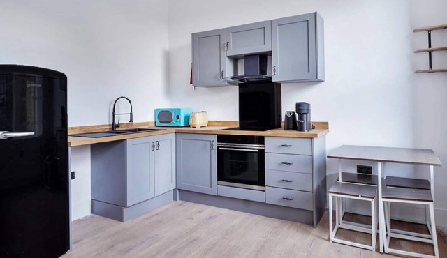 Apartment 11 Tudor House