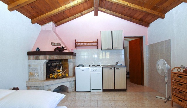 Apartment 1876