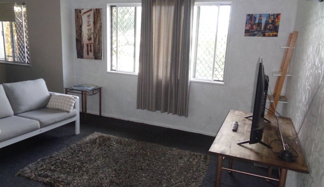 APARTMENT 1B SECOND FLOOR- GUESTS apartment 1a ground floor -management