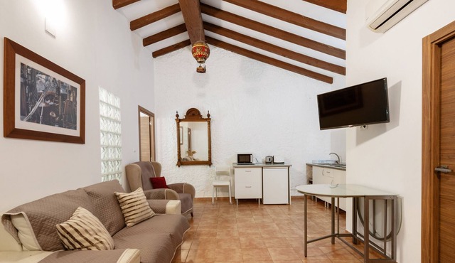 Apartment '2 Dormitorios Centrico' with Wi-Fi and Air Conditioning