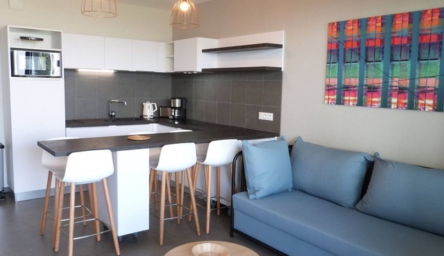 Apartment 2-6 people, garden, beach, pool, parking, pets allowed