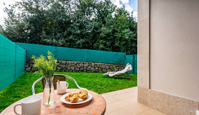 Apartment '2 Jardin 1 - Toró' with Mountain View and Private Garden