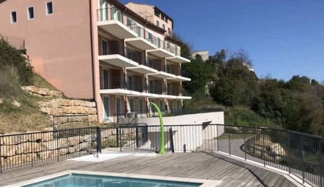 apartment 2 panoramic view 10 mins from the lake and 35 mins from the sea