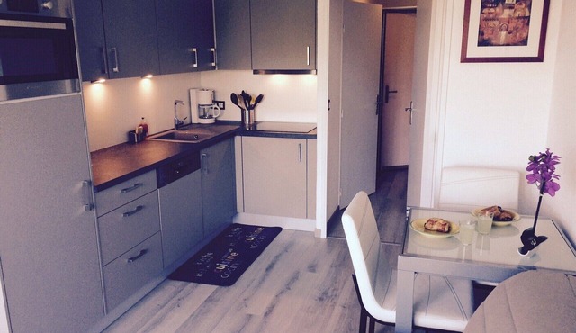 Apartment 2 rooms, near sea, swimming pool, tennis