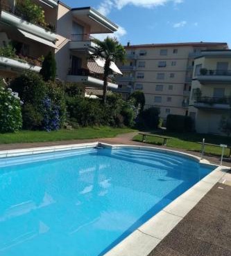 Apartment 2 Zimmer Gartenwohnung mit Pool by Interhome
