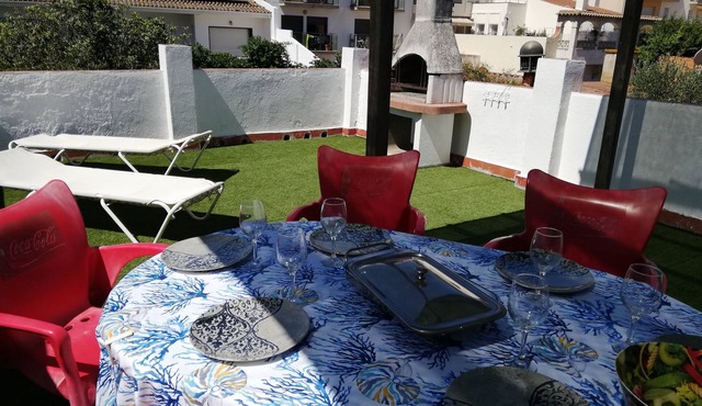 Apartment 200 meters from the beach/HUTG-074377 Private parking option 75€/semaine