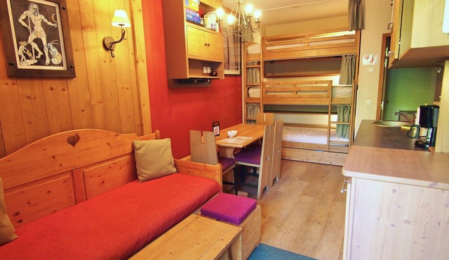 Apartment 204 - Pool/Sauna - Fully equipped - WIFI - 34m² - Foot of ski slopes