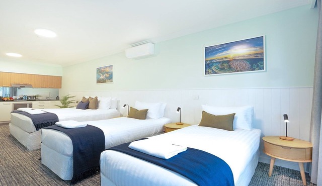 Apartment 215 Sebel Kiama – contemporary harbourside studio