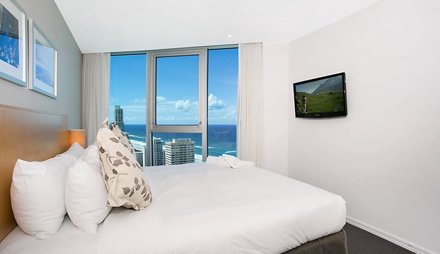 Apartment 22405 offers you nothing less than 5 star luxury.